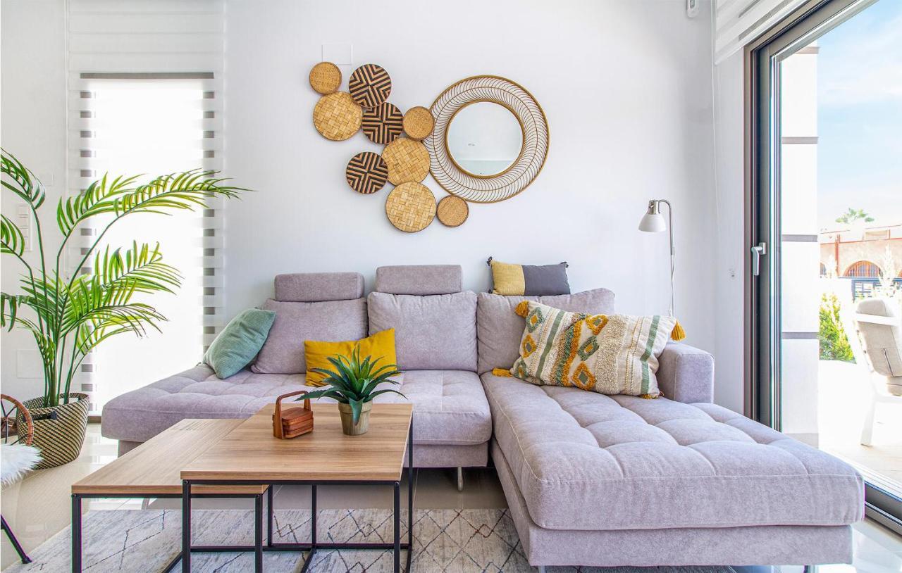 Gorgeous Home In Los Alcazares With Wifi 外观 照片